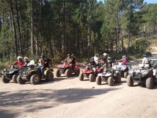  科西嘉岛徒步旅行和四轮摩托车突袭 